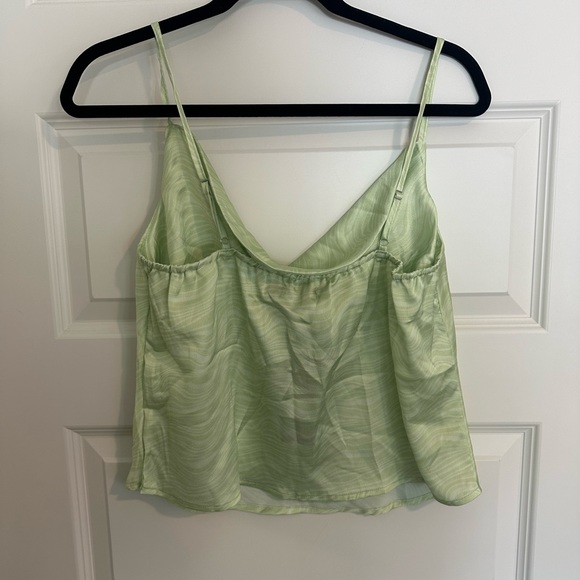 NWT Green swirl cowl neck top - Picture 2 of 3